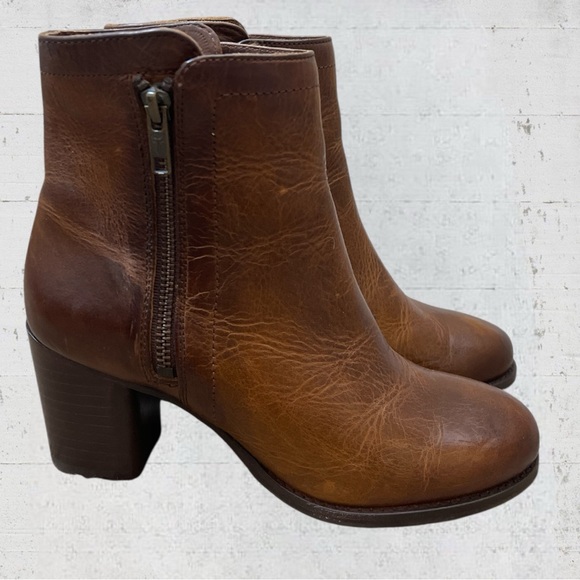 Frye Addie Double Zip Brown Ankle Leather Bootie Size 6 - Picture 4 of 11